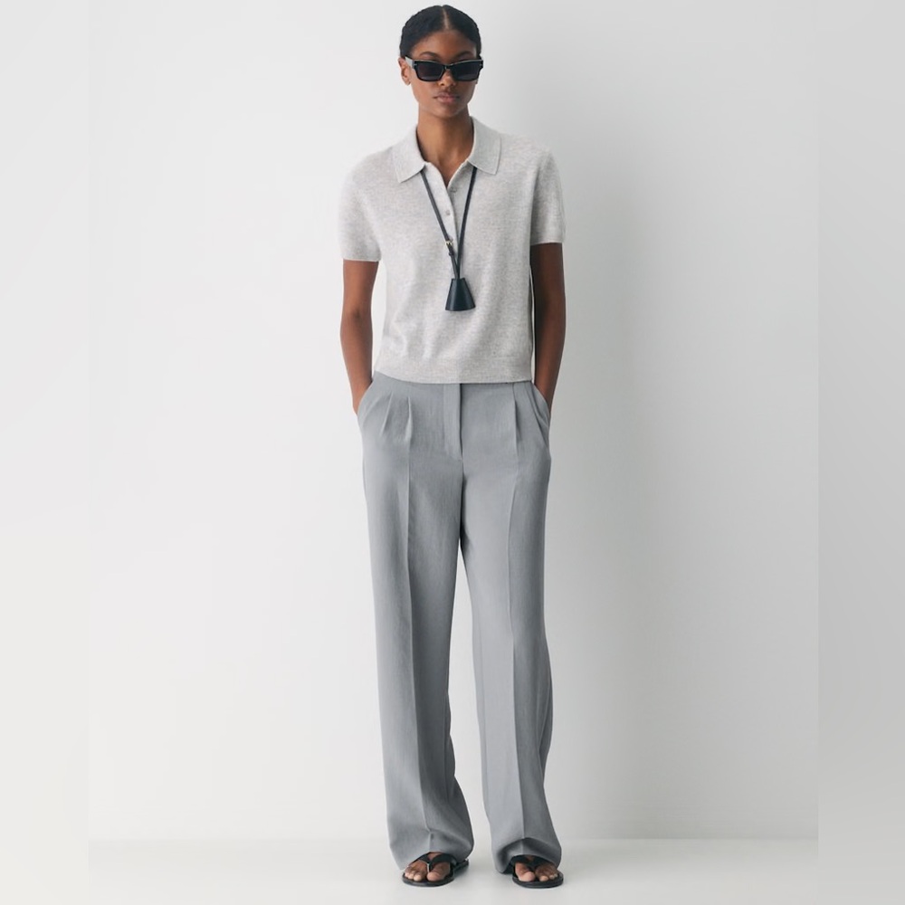 Aritzia The Effortless Pant™ - Crepette™  - 00 Regular - Riverstone Grey - Picture 3 of 10